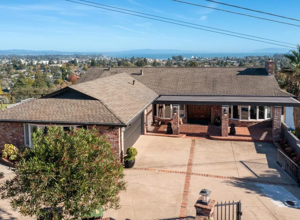 902 Laurent Street, Santa Cruz, California 95060 home-pic-1